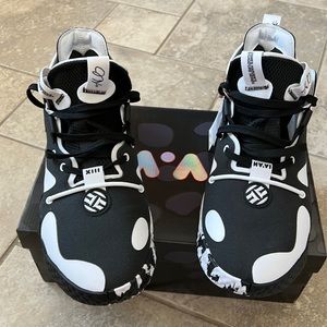 James Harden Basketball shoe - Mens size 10 vol 6 - brand new in the box